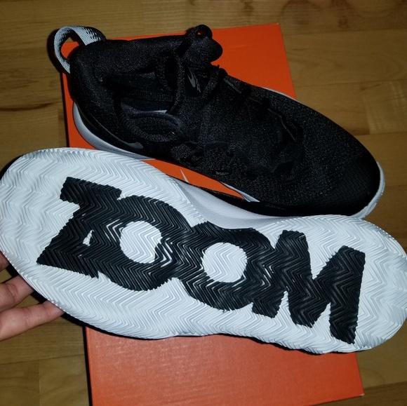 Nike Zoom Rev II SZ Black and White NWT - Picture 2 of 7